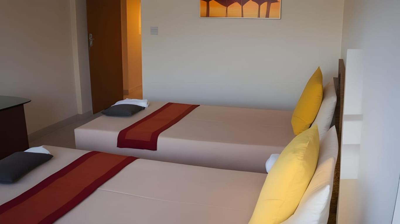 Hack Patong Beach Hotel Room photo