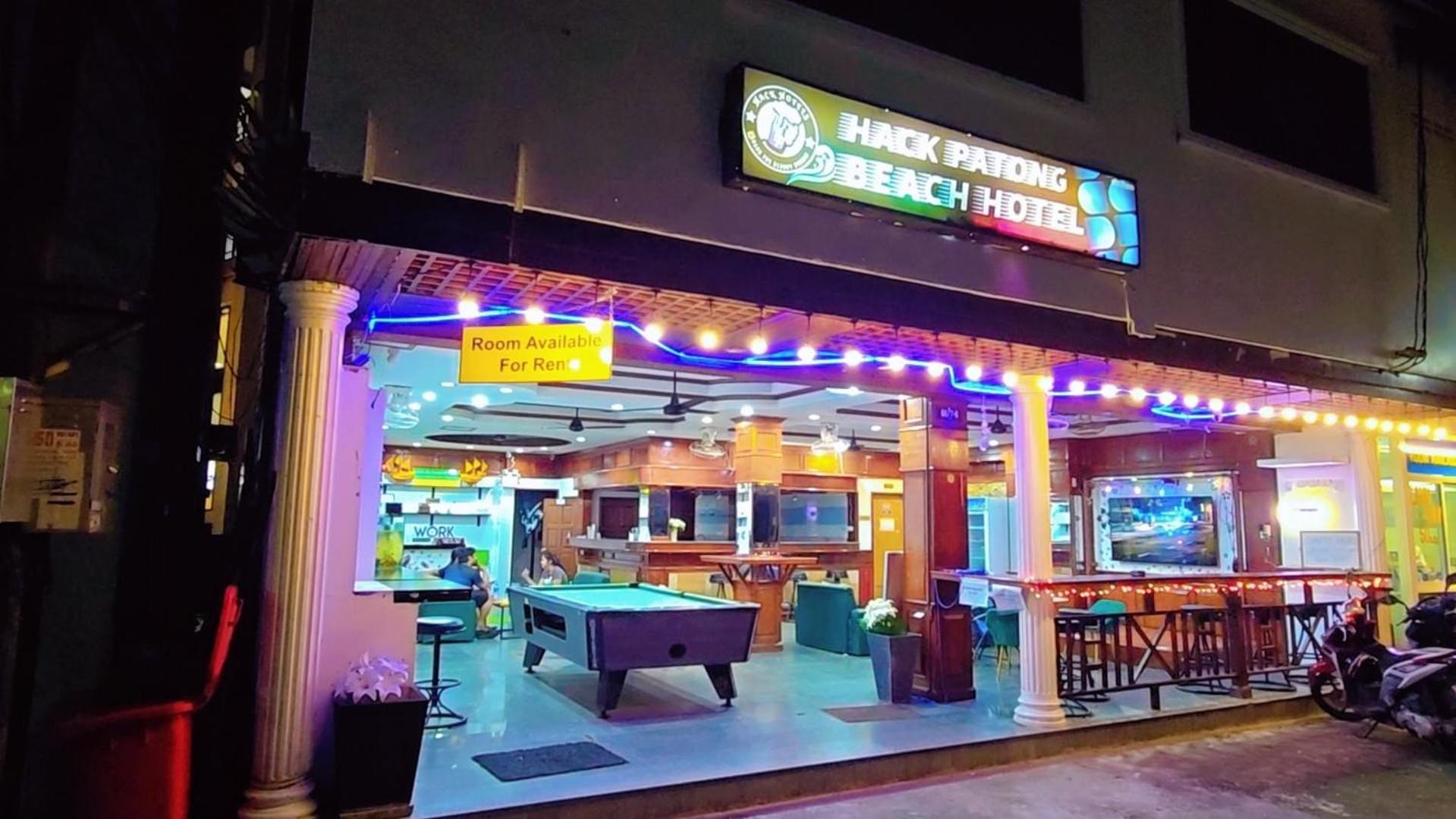 Hack Patong Beach Hotel Exterior photo
